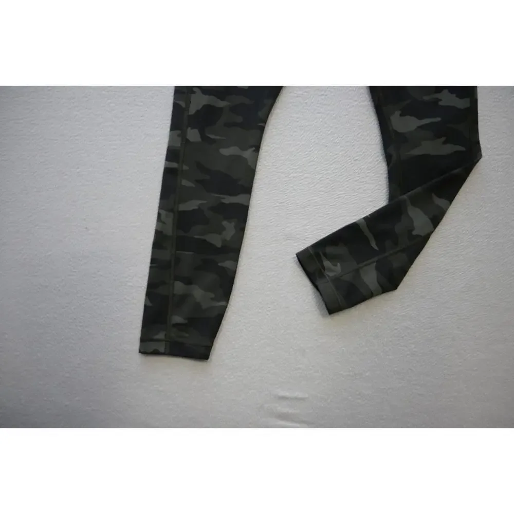 Athleta Ultimate 7/8 Tight Camo Compression Legging Performance Womens XS XSMALL